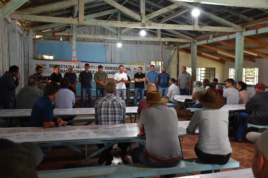 Dinheiro na comunidade - Colônia União